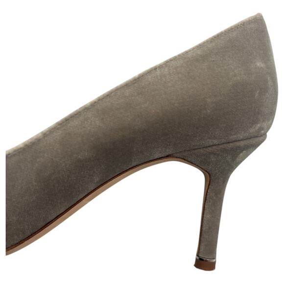Manolo Blahnik Hangisi Swarovski Crystal Velvet Pointed Toe Pumps Heels Gray 7 - Picture 10 of 12